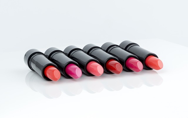 How One Small Act Of Kindness Saved Lives: Giving Lipsticks To Women on The Brink of Death